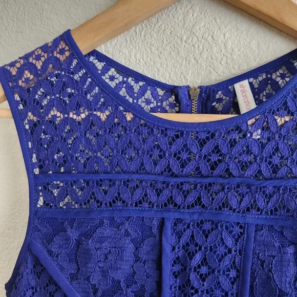 Xhileration Lace Dress - Picture 2 of 4